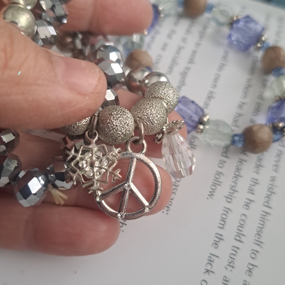 Set of 3 strechy  bracelets - Picture 4 of 6